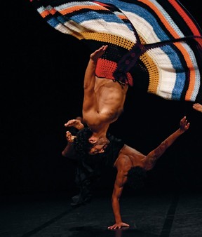 Spectacle de danse et acrobaties « Baal » de Florence Bernad du Groupe Noces