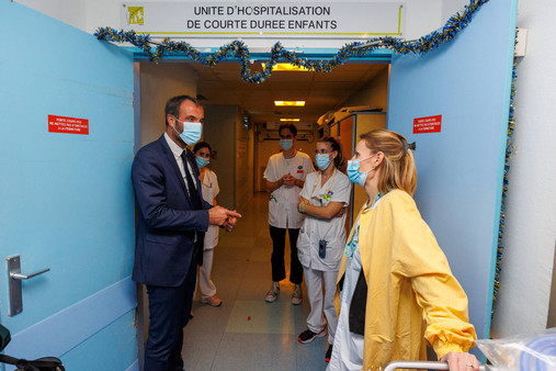 Michaël Delafosse visite les services d'urgence à l'occasion de la Saint-Sylvestre 2024